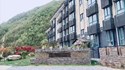 【国庆可用】298元领略与众不同的峡谷风光！牛背梁假日酒店，标间住宿1晚+双早+牛背梁景区门票，收获古城郊外的美景，就从这里出发吧